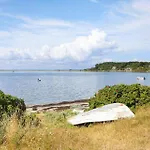 Дом отдыха Fy339-martofte-fynshovedvej-786 *